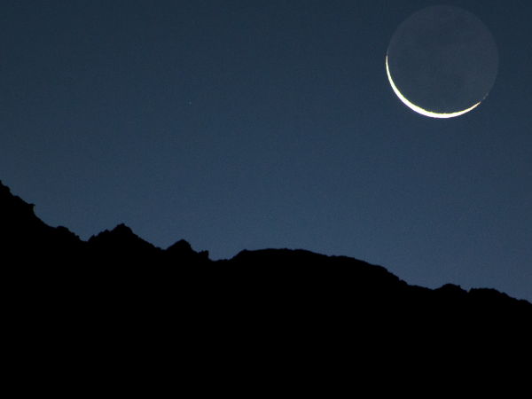 Welcome the New Moon - Tinkergarten outdoor activities where kids learn  through play